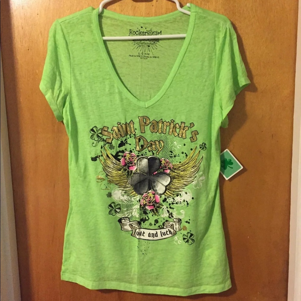 NWT St. Patrick’s Day Green S/S T-shirt juniors Lg